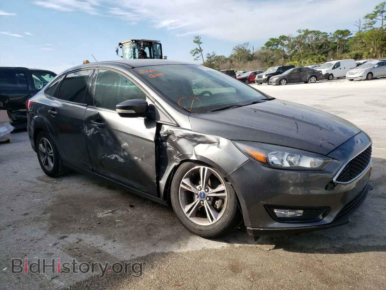 2017 FORD FOCUS - VIN: 1FADP3FE3HL306384 - Photo 4
