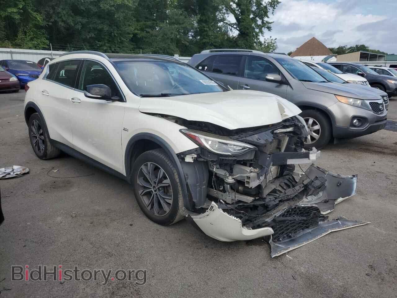 2017 INFINITI QX30 - VIN: SJKCH5CR6HA040096 - Фото 4