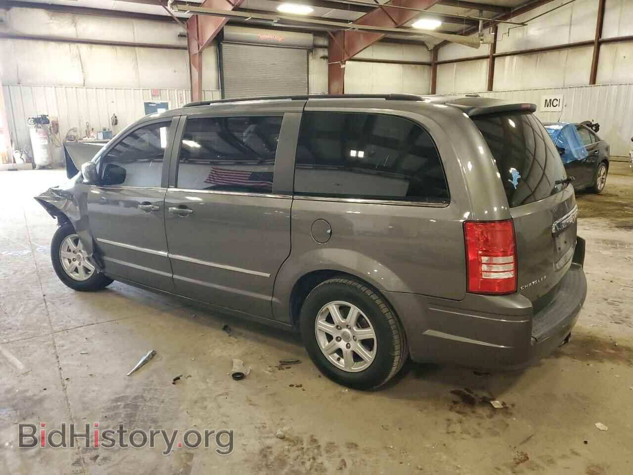 2010 CHRYSLER MINIVAN - VIN: 2A4RR8D1XAR423538 - Фото 2
