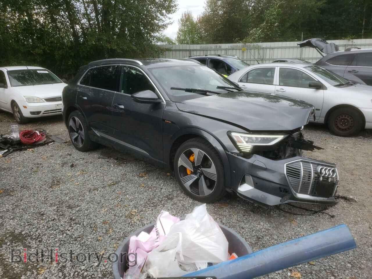 2019 AUDI E-TRON - VIN: WA1VAAGE2KB006376 - Photo 4