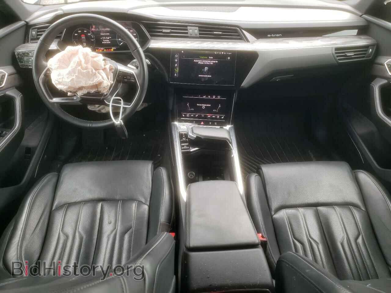 2019 AUDI E-TRON - VIN: WA1VAAGE2KB006376 - Photo 8