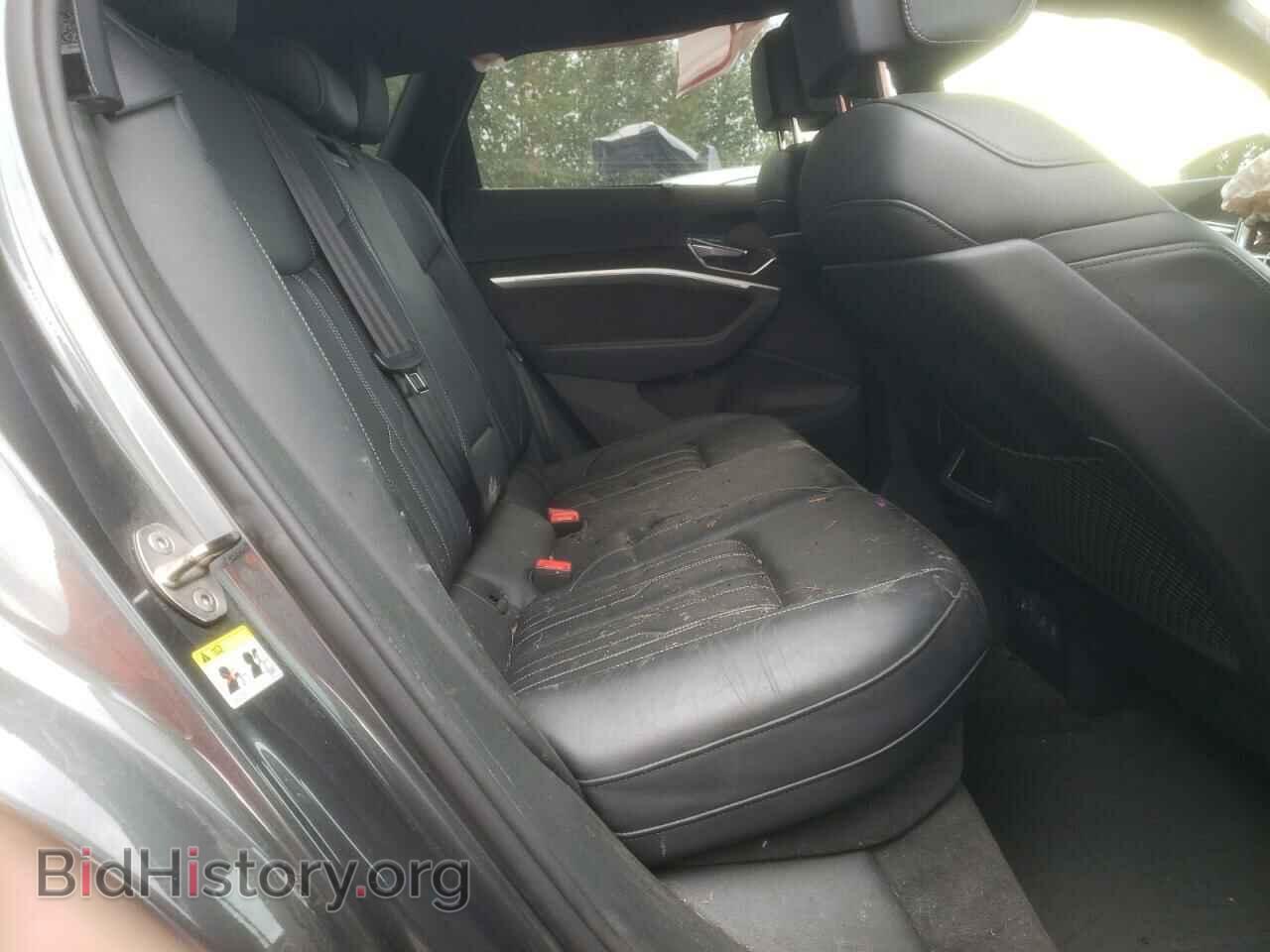 2019 AUDI E-TRON - VIN: WA1VAAGE2KB006376 - Photo 10