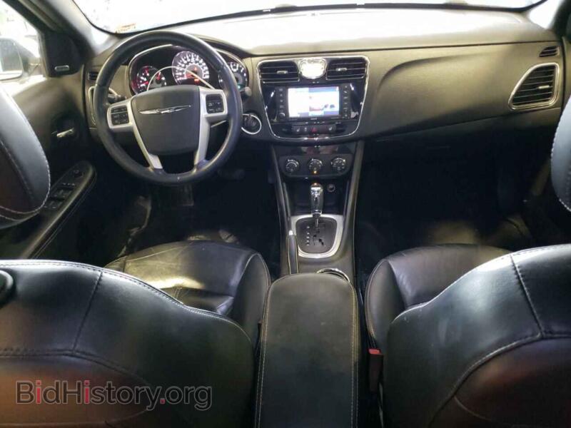2013 Chrysler 200 (VIN 1C3CCBCG1DN602556) — фото 8 из 12