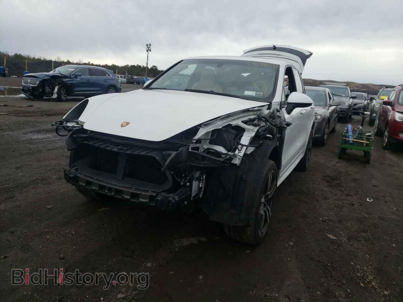 2014 PORSCHE CAYENNE - VIN: WP1AD2A29ELA77569 - Фото 2