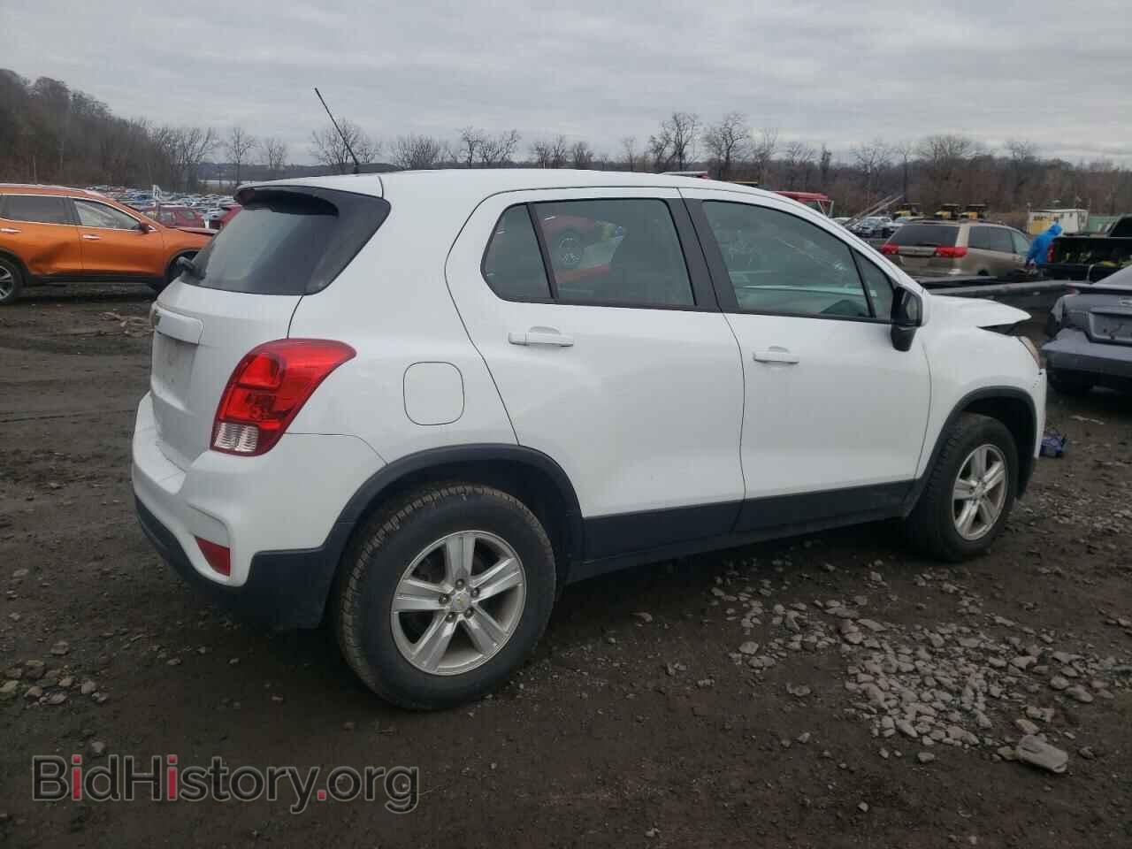 2017 CHEVROLET TRAX - VIN: KL7CJNSB2HB176535 - Фото 3