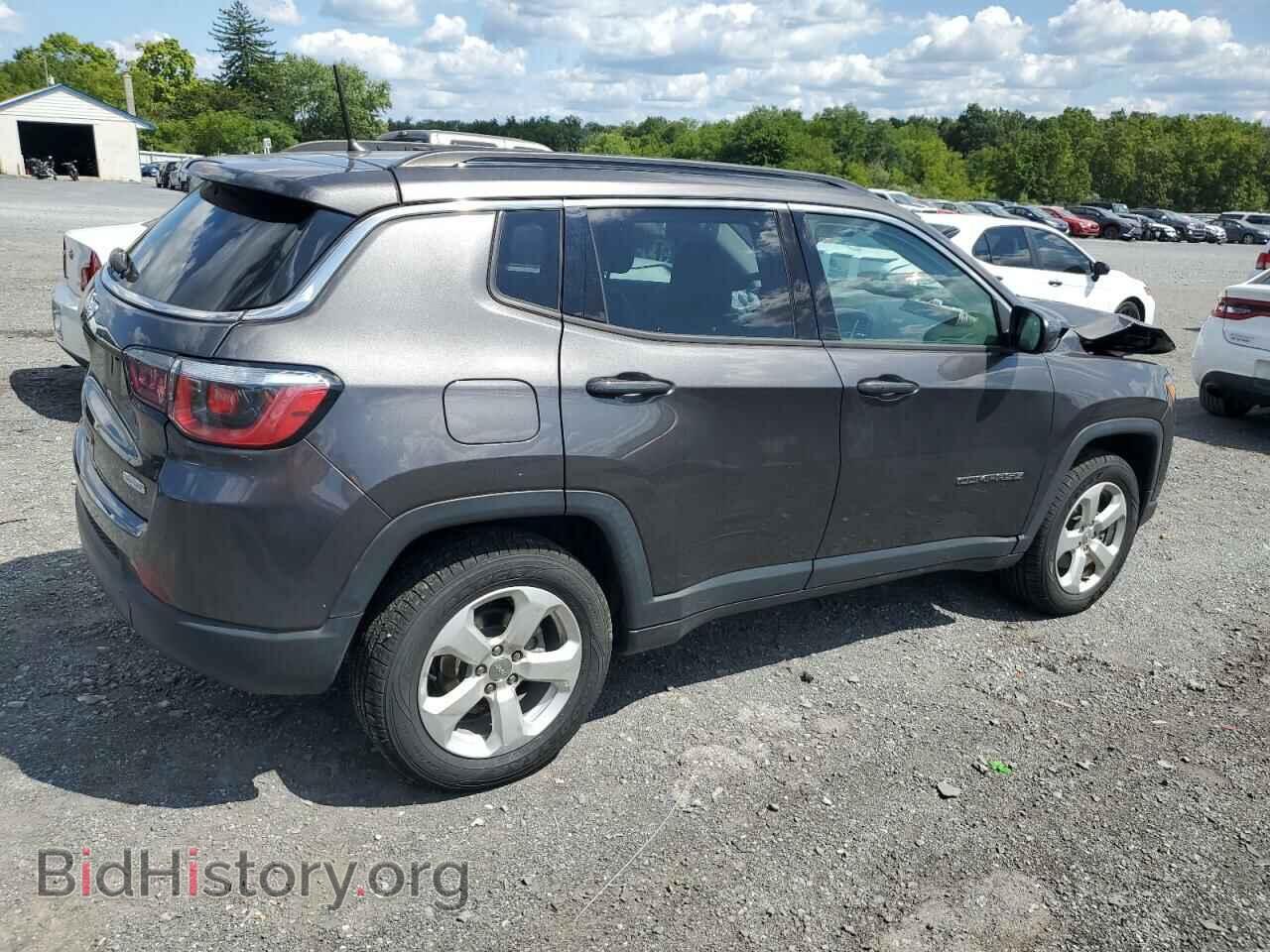 2018 JEEP COMPASS - VIN: 3C4NJDBB1JT402705 - Фото 3