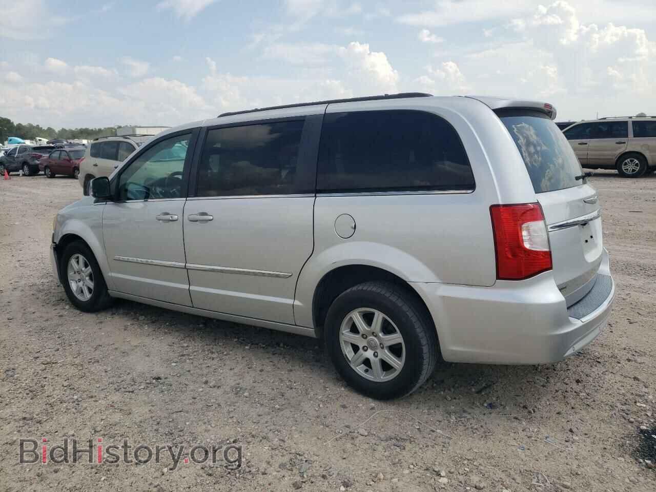 2011 CHRYSLER MINIVAN - VIN: 2A4RR8DG3BR775267 - Фото 2
