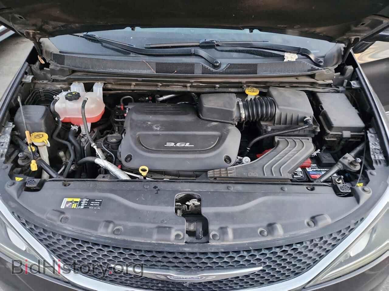2017 CHRYSLER PACIFICA - VIN: 2C4RC1GG7HR840141 - Photo 11