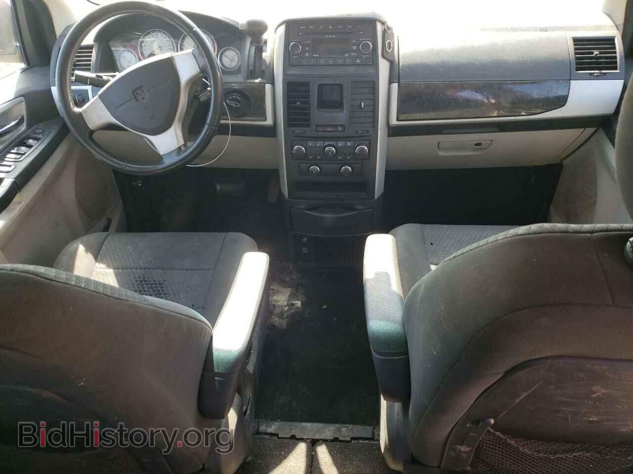 2010 DODGE CARAVAN - VIN: 2D4RN5D17AR247714 - Фото 8