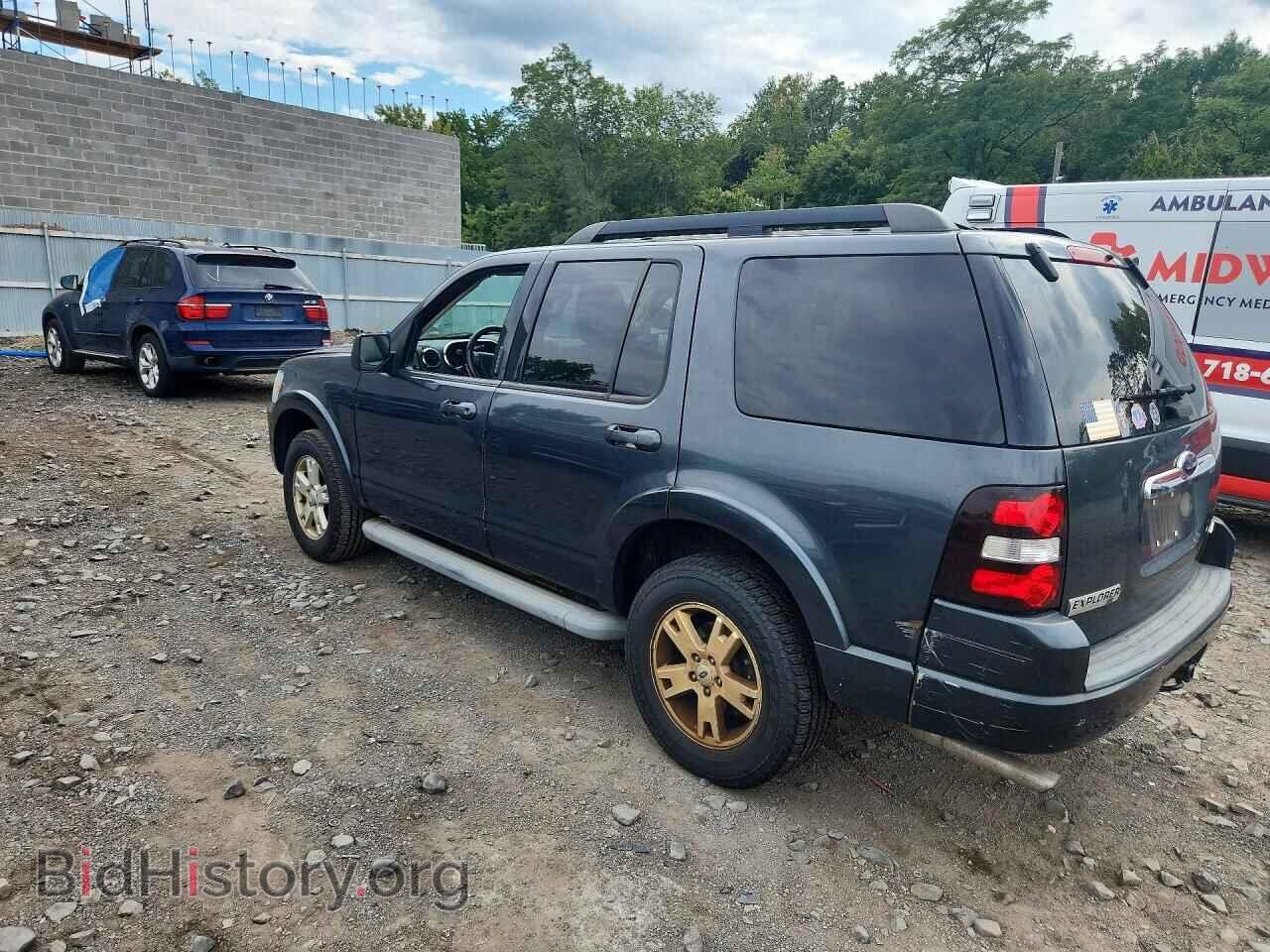 2010 FORD EXPLORER - VIN: 1FMEU7DE7AUA32958 - Photo 2
