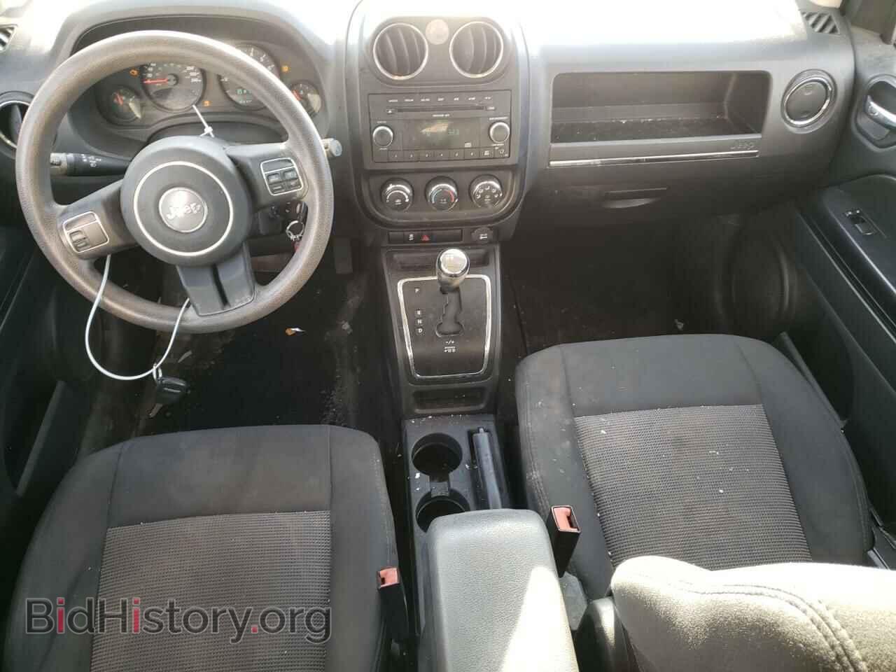 2011 JEEP COMPASS - VIN: 1J4NF4FB8BD179866 - Photo 8
