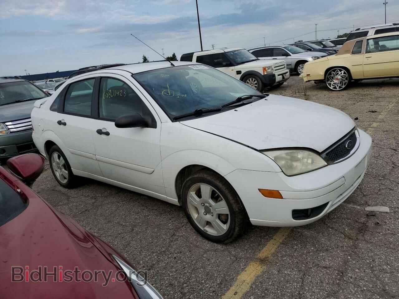 2007 FORD FOCUS - VIN: 1FAHP34N77W160699 - Фото 4