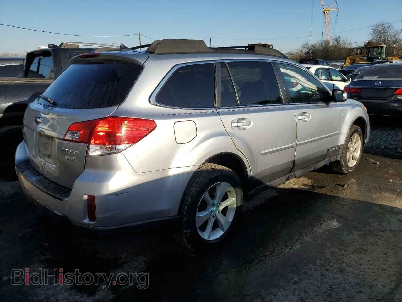 2014 SUBARU OUTBACK - VIN: 4S4BRBLC2E3328389 - Фото 3