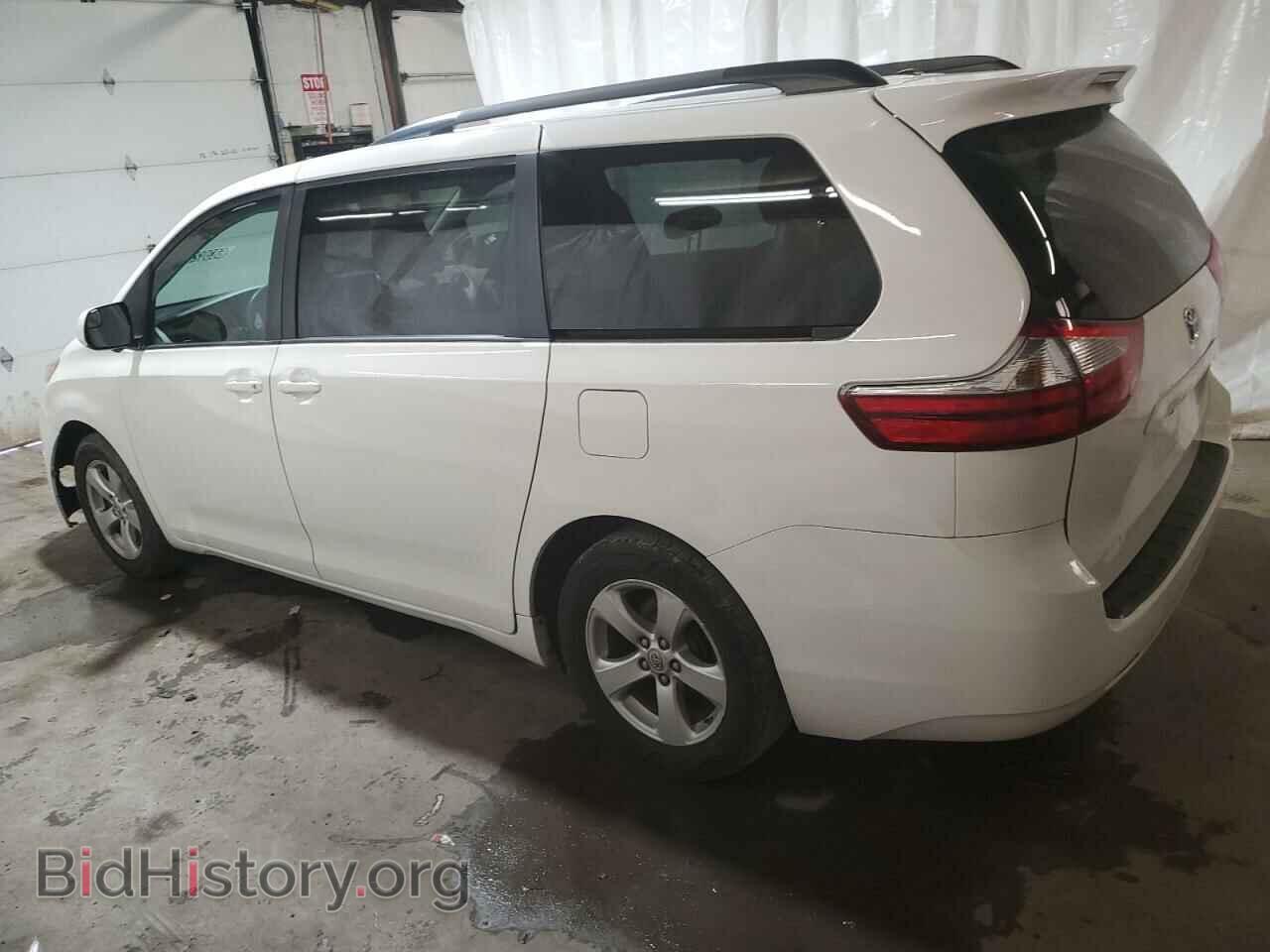 2017 TOYOTA All Models - VIN: 5TDKZ3DC8HS800137 - Фото 2