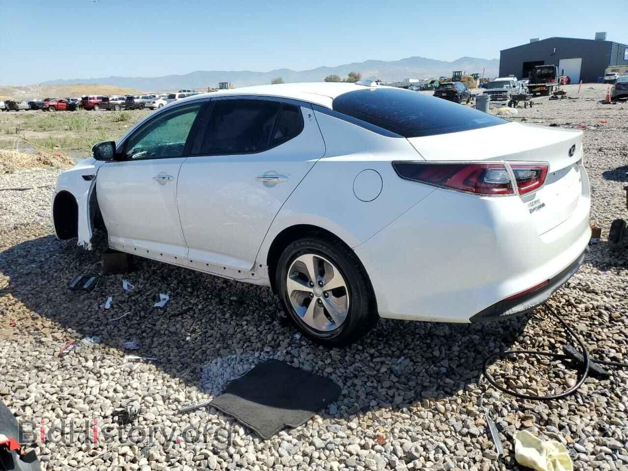 2014 KIA OPTIMA - VIN: KNAGM4AD4E5071284 - Photo 2
