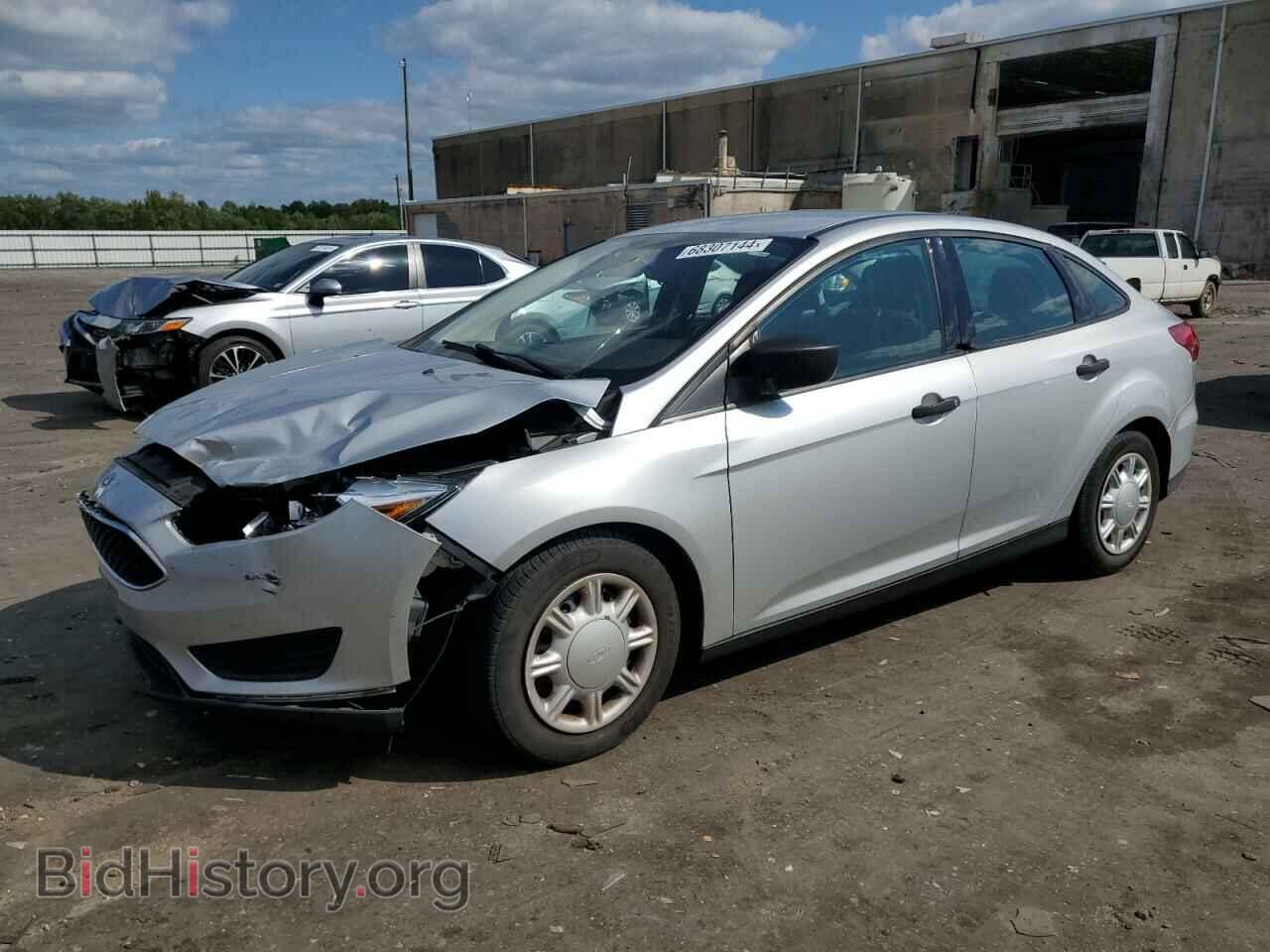 Photo 1FADP3E2XHL200988 - FORD FOCUS 2017