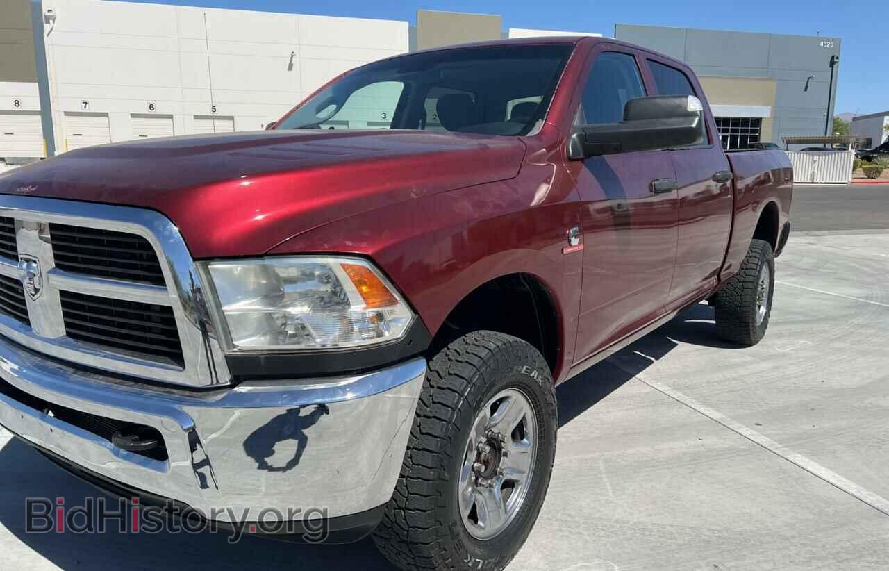 2017 RAM All Models - VIN: 3C6UR5CL4HG562766 - Photo 2