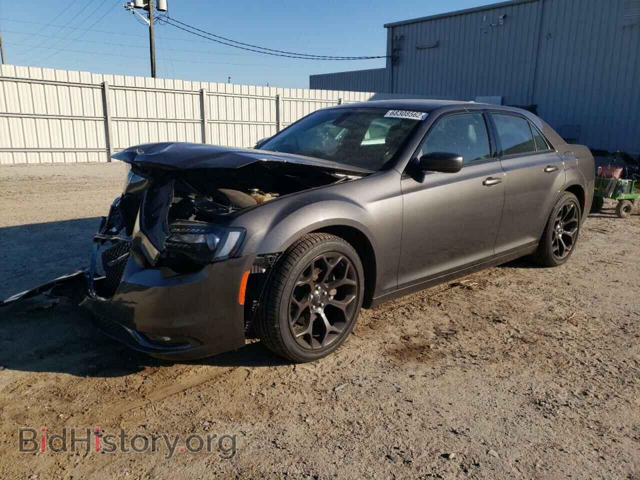 Фотография 2C3CCABG2KH697775 - CHRYSLER 300 2019