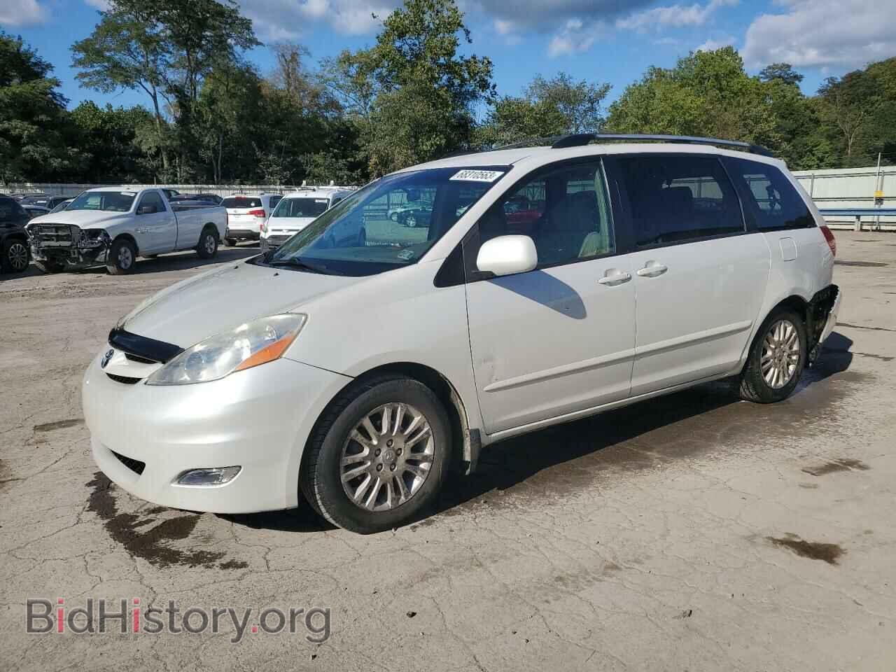 Photo 5TDZK22C08S209994 - TOYOTA All Models 2008