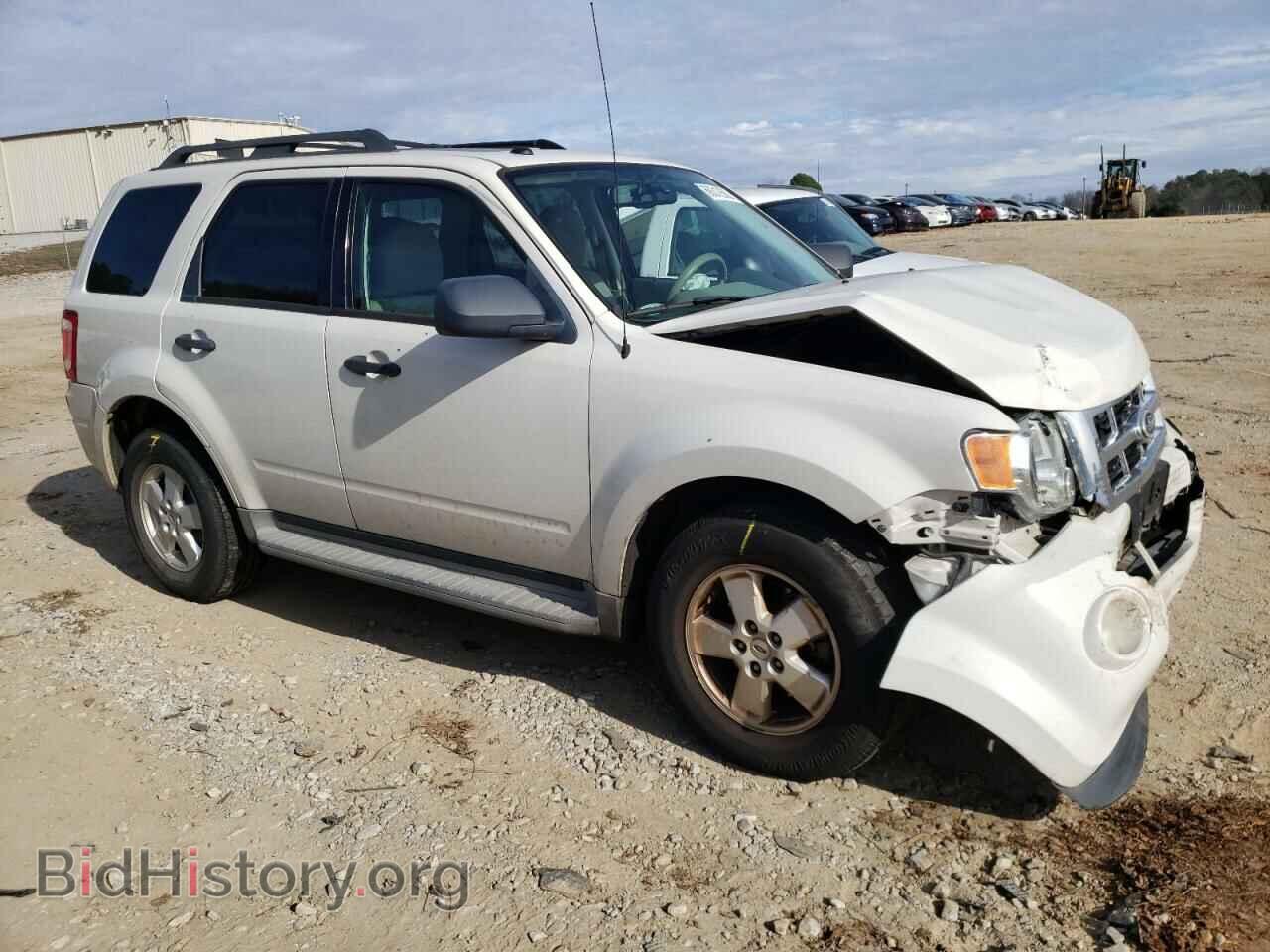 2010 FORD ESCAPE - VIN: 1FMCU0DG4AKD05947 - Фото 4
