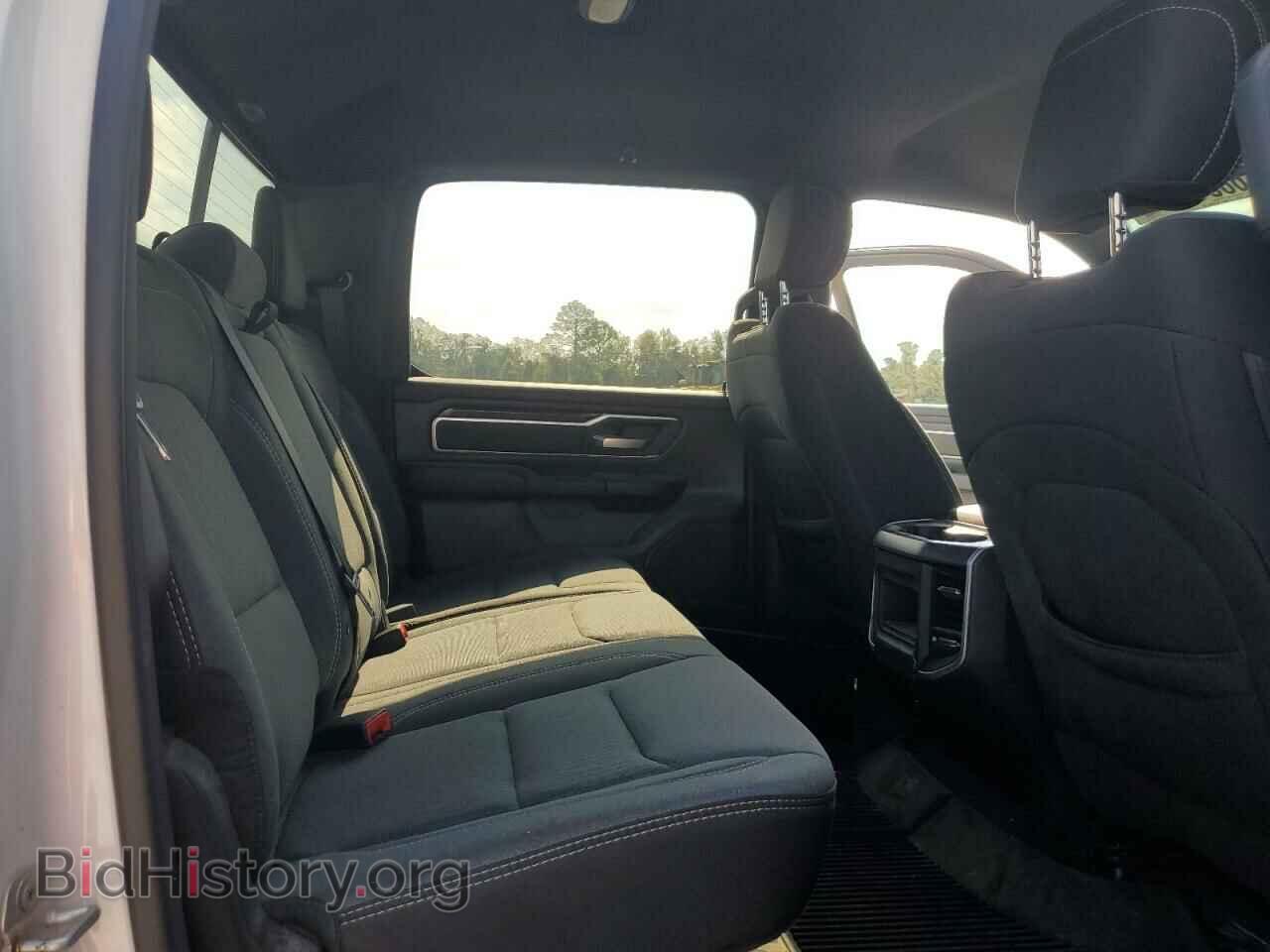 2021 RAM 1500 - VIN: 1C6SRFFM8MN664655 - Фото 10