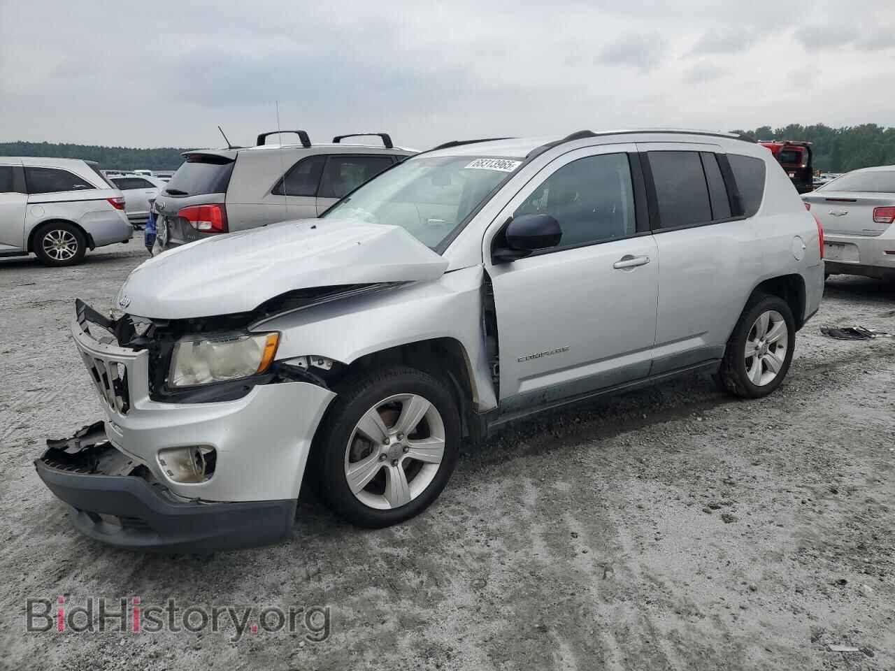Photo 1J4NT1FA9BD289968 - JEEP COMPASS 2011