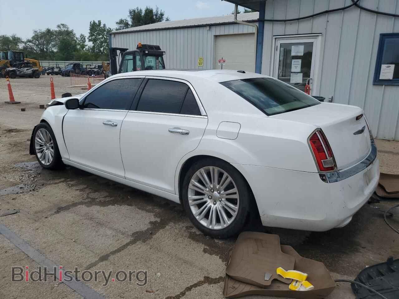 2013 CHRYSLER 300 - VIN: 2C3CCAEG4DH504797 - Фото 2