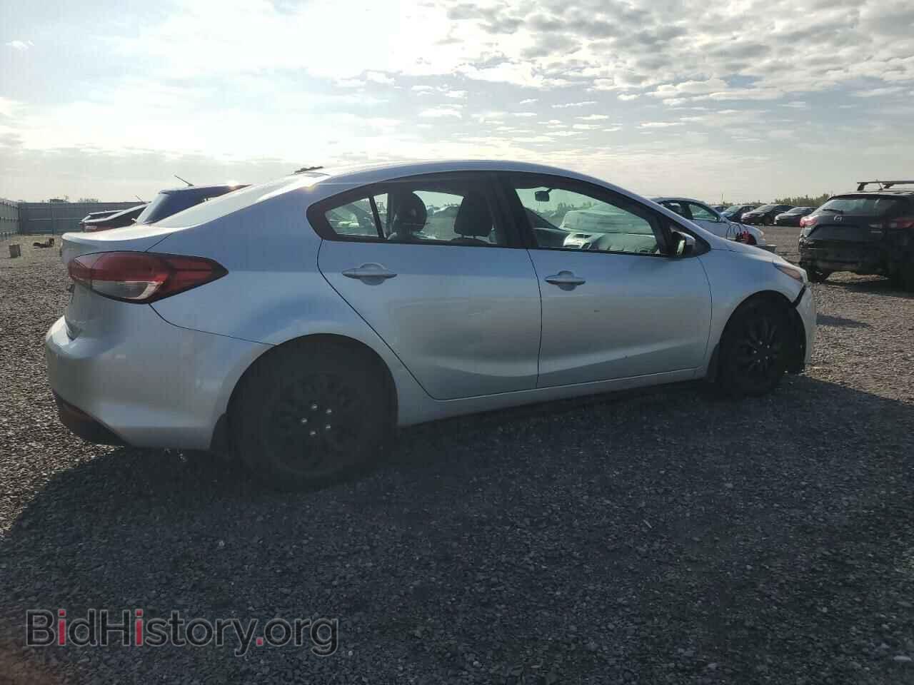 2017 KIA FORTE - VIN: 3KPFL4A77HE020401 - Фото 3