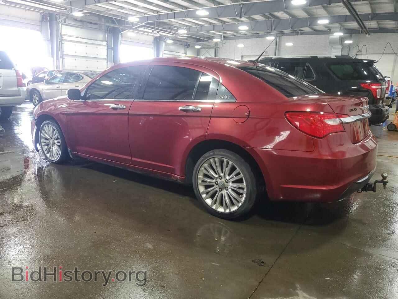 2011 CHRYSLER 200 - VIN: 1C3BC2FG3BN530280 - Фото 2