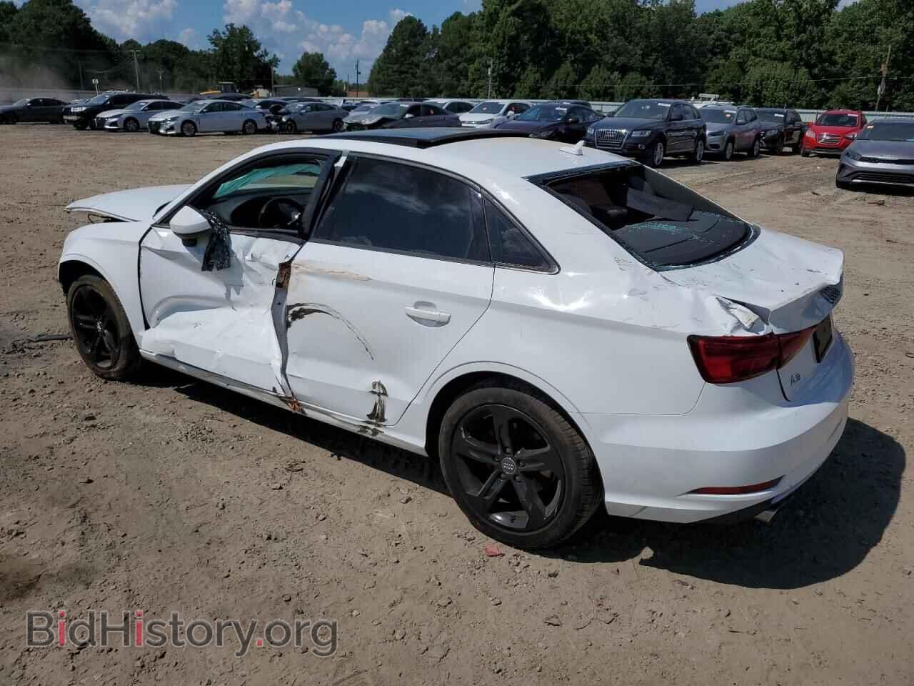 2017 AUDI A3 - VIN: WAUAUGFF2H1038636 - Фото 2