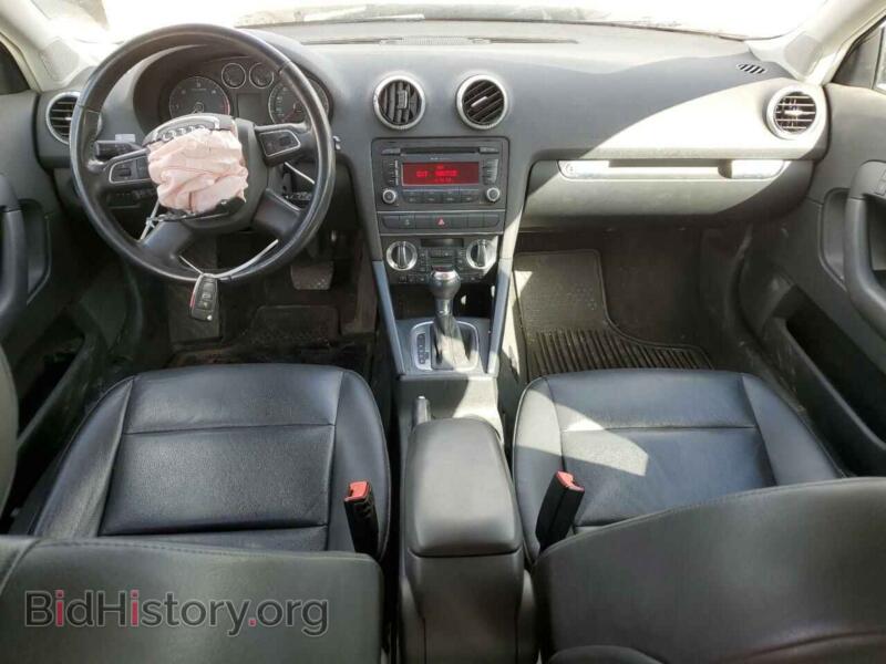 2012 Audi A3 (VIN WAUBJAFMXCA047134) — фото 8 из 12