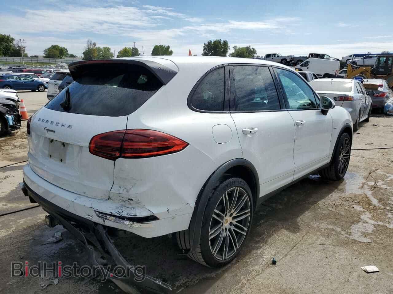 2016 PORSCHE CAYENNE - VIN: WP1AF2A20GKA40364 - Фото 3