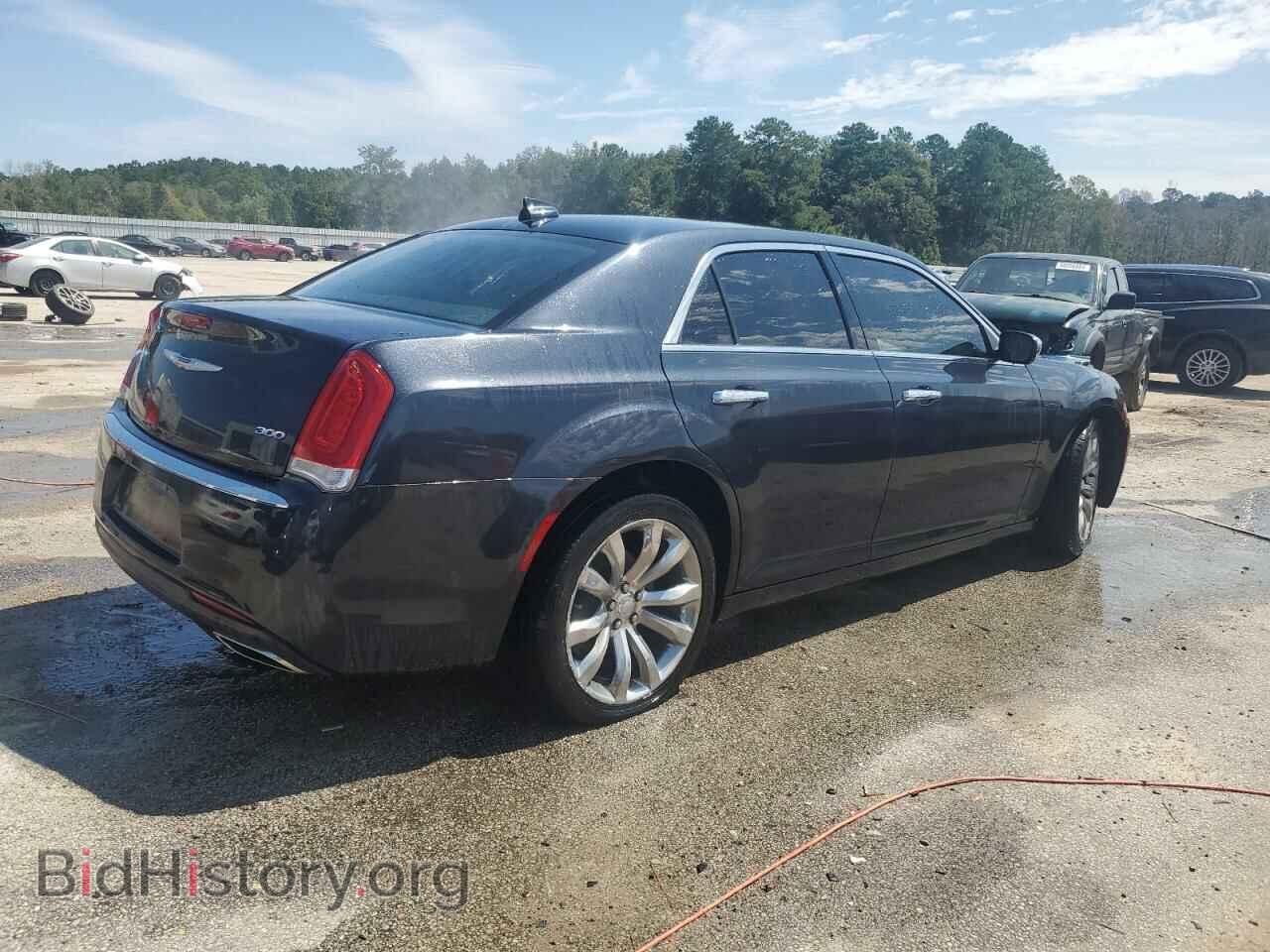 2019 CHRYSLER 300 - VIN: 2C3CCAEG6KH527916 - Фото 3