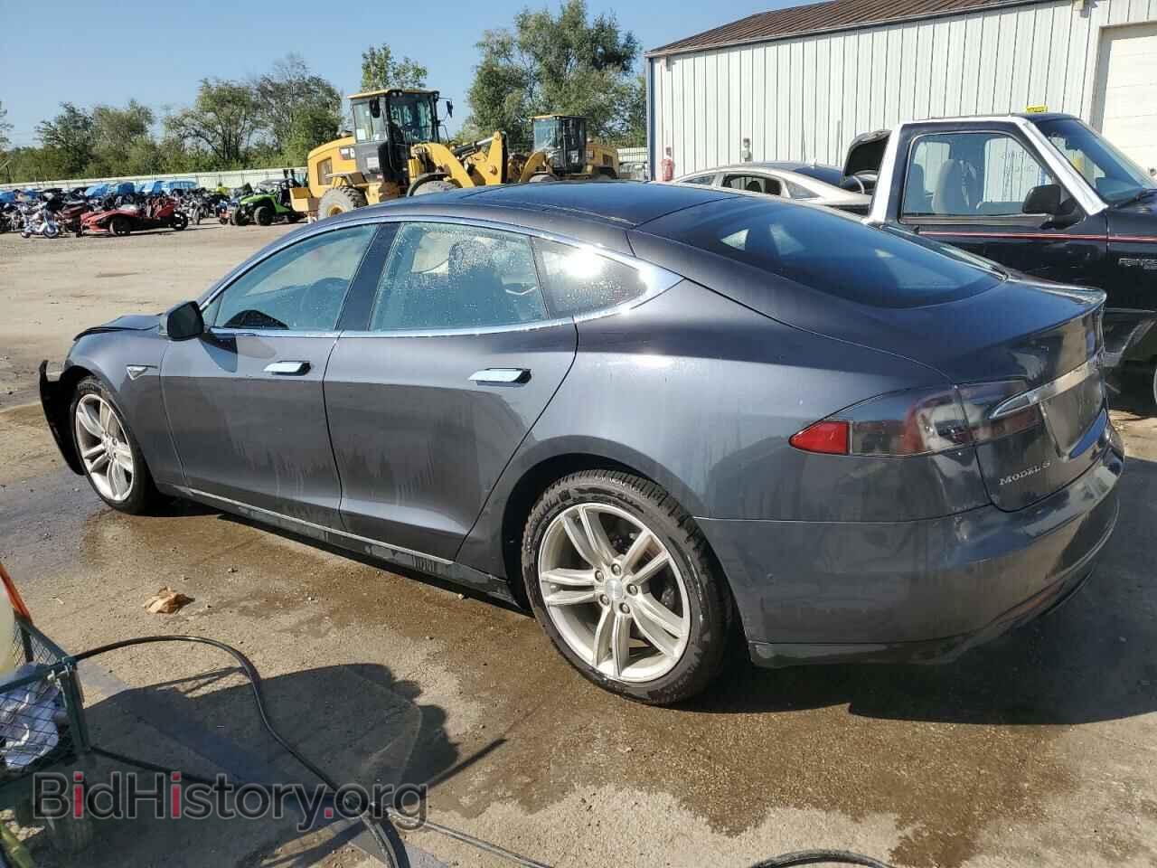2015 TESLA MODEL S - VIN: 5YJSA1H2XFF082041 - Фото 2