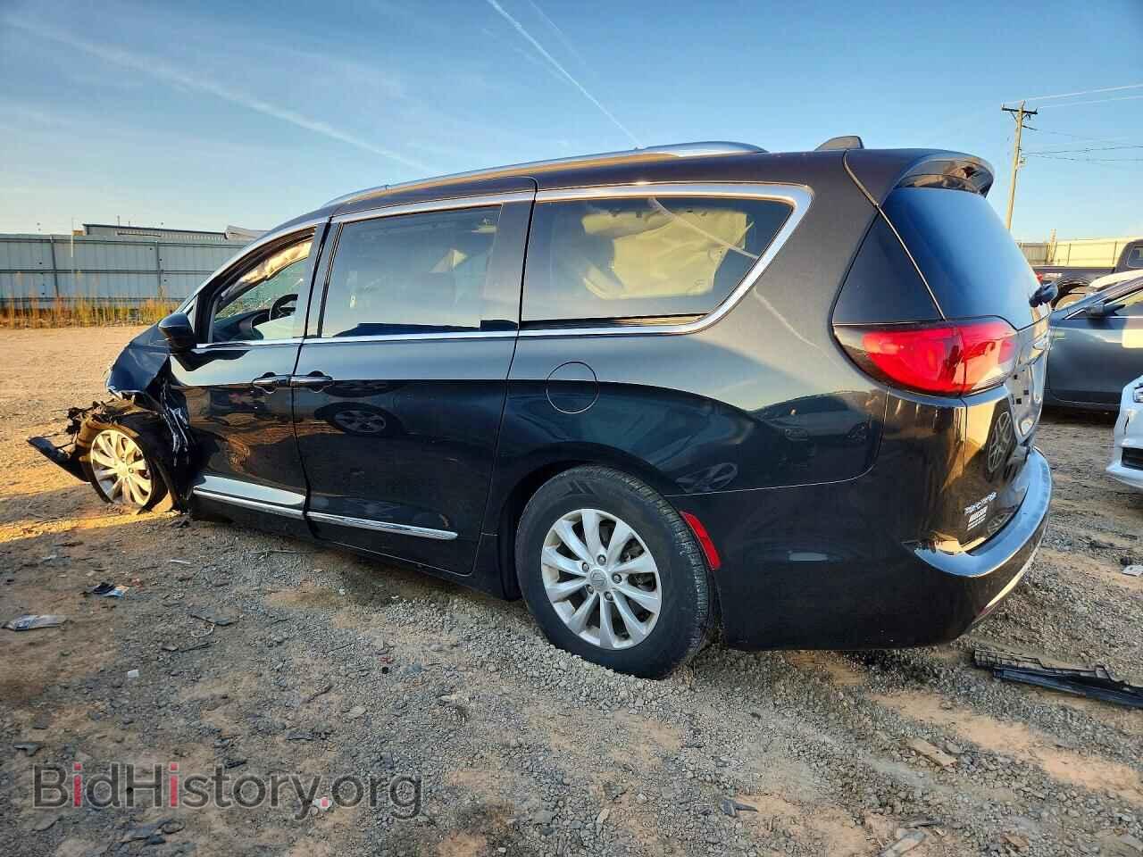 2018 CHRYSLER PACIFICA - VIN: 2C4RC1BG9JR351625 - Photo 2