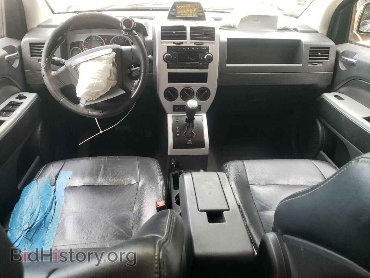 2008 JEEP COMPASS - VIN: 1J8FT57W48D510843 - Фото 8