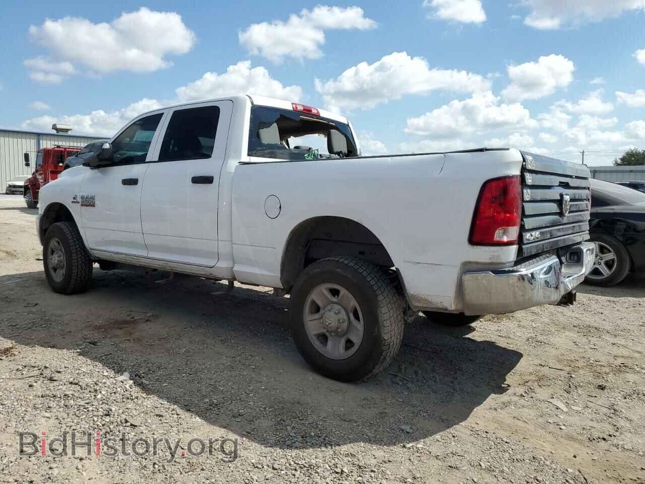2014 RAM All Models - VIN: 3C6UR5CL8EG302933 - Фото 2