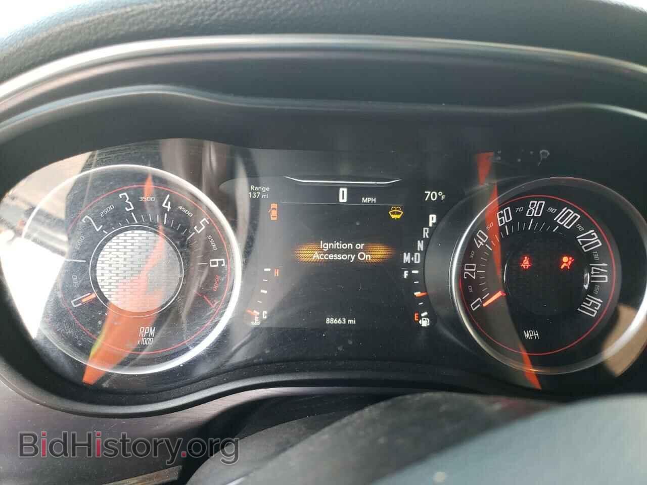 2017 DODGE CHALLENGER - VIN: 2C3CDZAGXHH573789 - Фото 9