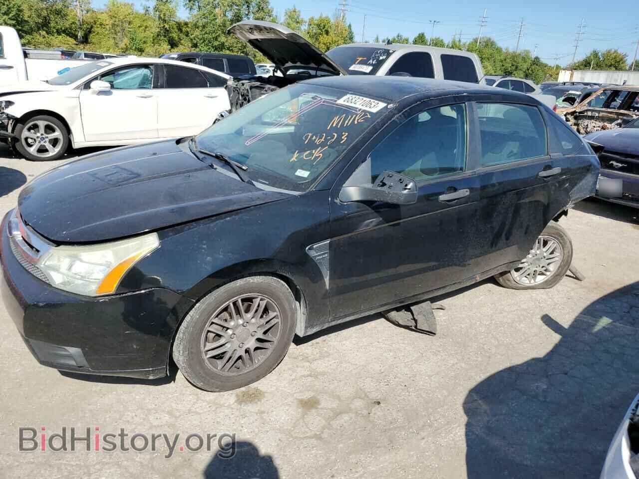 Photo 1FAHP35N18W165199 - FORD FOCUS 2008