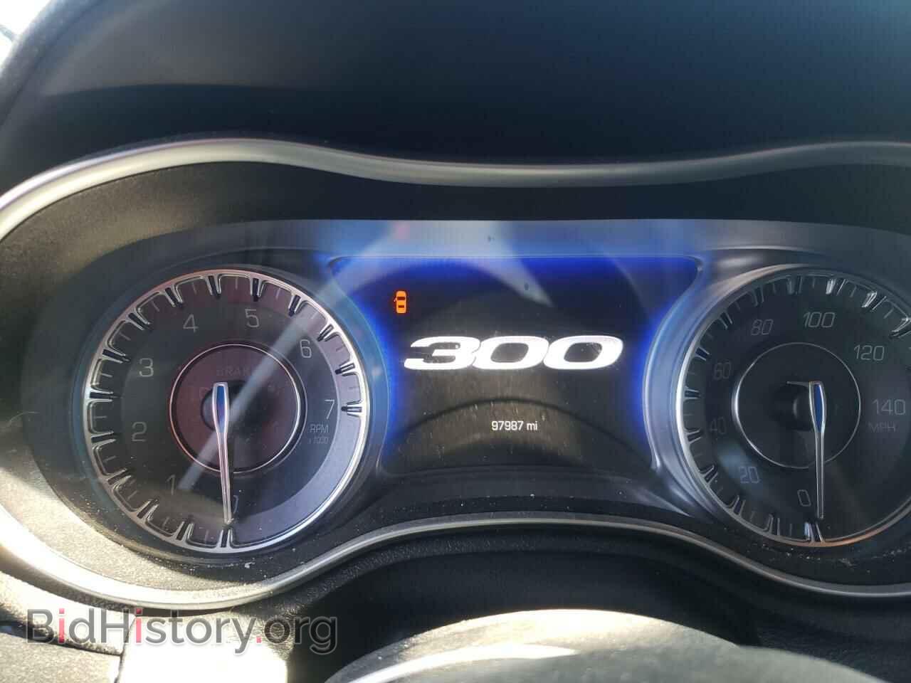 2017 CHRYSLER 300 - VIN: 2C3CCAAG6HH584468 - Фото 9
