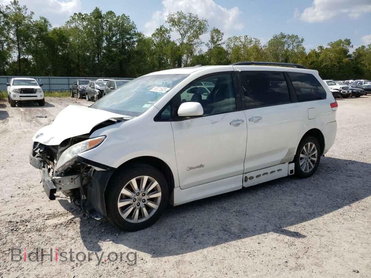 Фотография 5TDYK3DC4BS037202 - TOYOTA All Models 2011