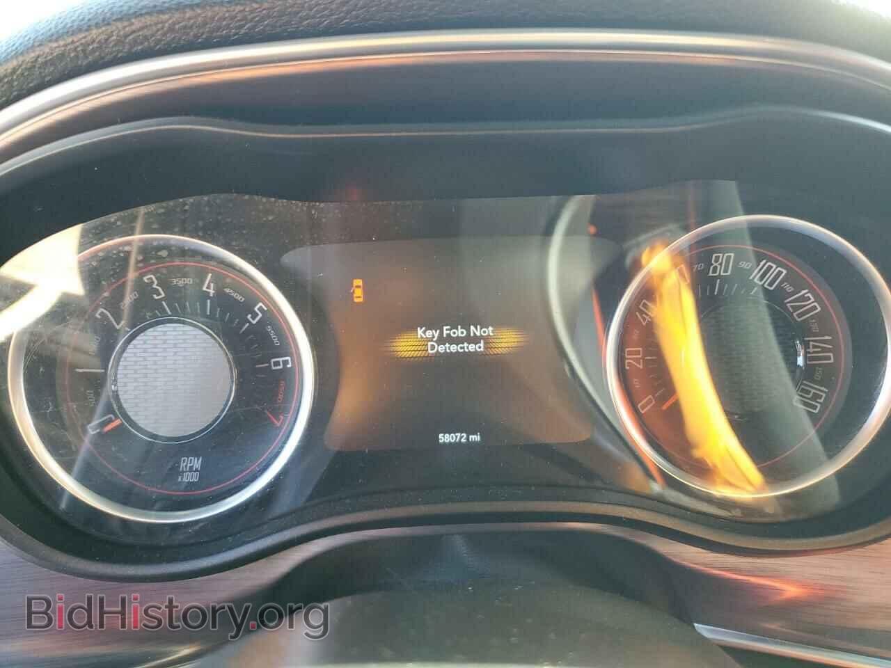 2018 DODGE CHALLENGER - VIN: 2C3CDZAG4JH321865 - Фото 9