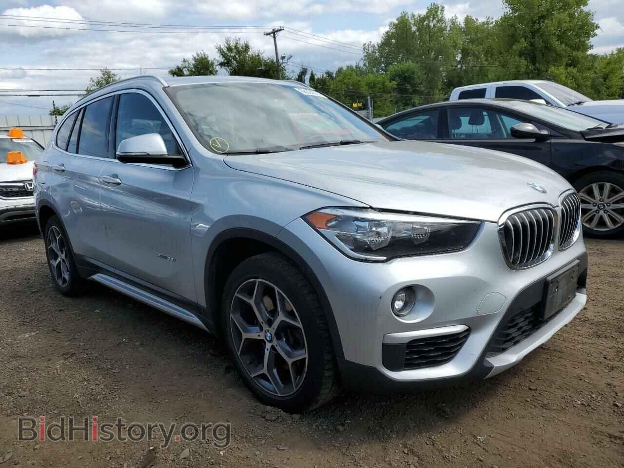 2018 BMW X1 - VIN: WBXHT3C31J5F92102 - Фото 4
