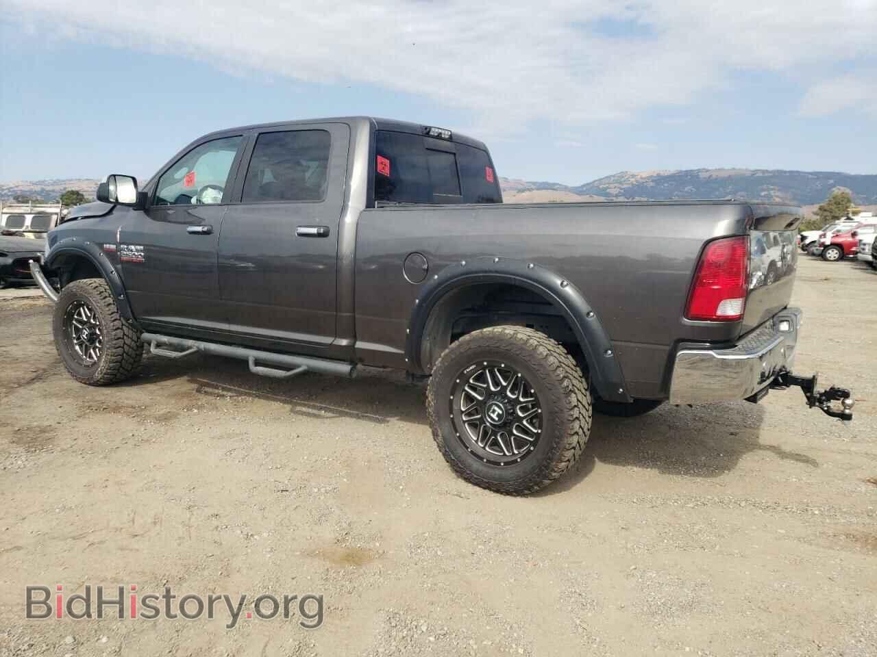 2018 RAM All Models - VIN: 3C6UR5DJ4JG116538 - Photo 2
