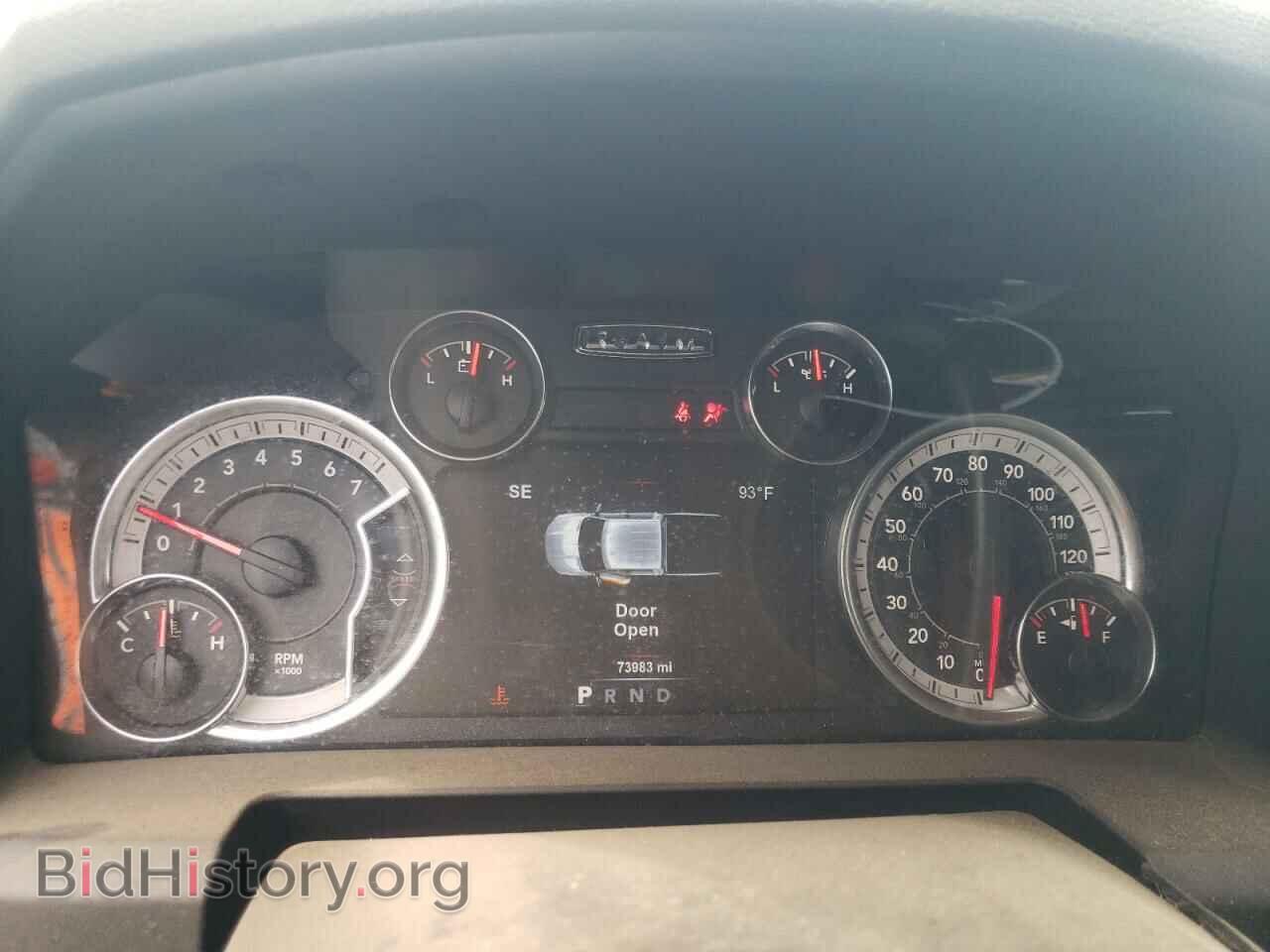 2018 RAM All Models - VIN: 3C6UR5DJ4JG116538 - Photo 9