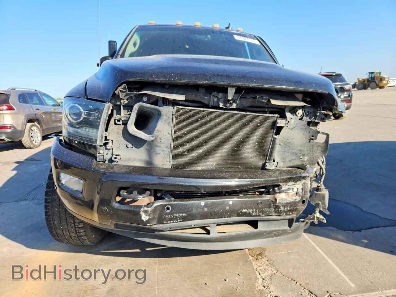 2017 RAM 2500 - VIN: 3C6UR5FL1HG559576 - Photo 5