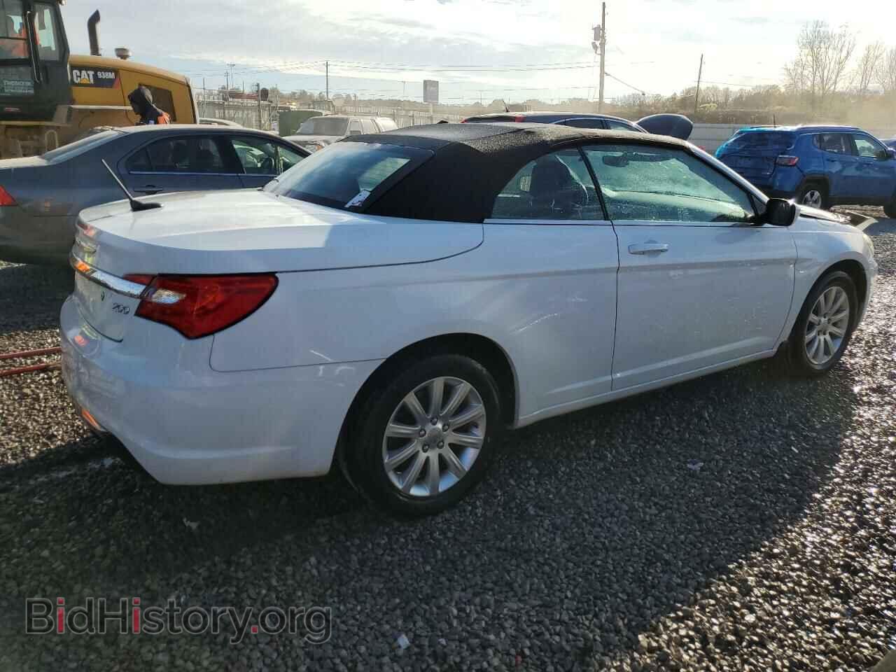 2012 CHRYSLER 200 - VIN: 1C3BCBEB0CN218716 - Фото 3
