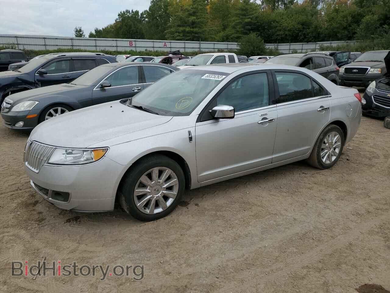 Photo 3LNHL2GC1BR772897 - LINCOLN MKZ 2011