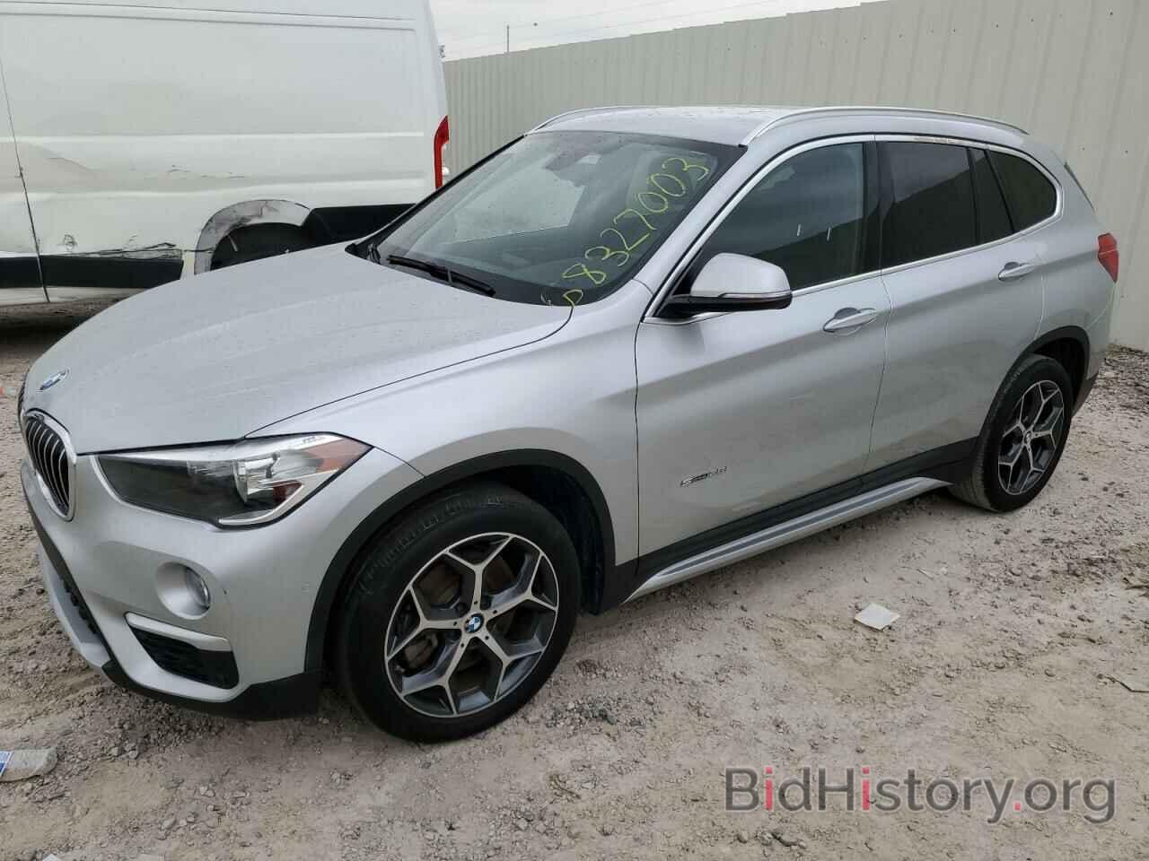 Фотография WBXHU7C34J5L05160 - BMW X1 2018