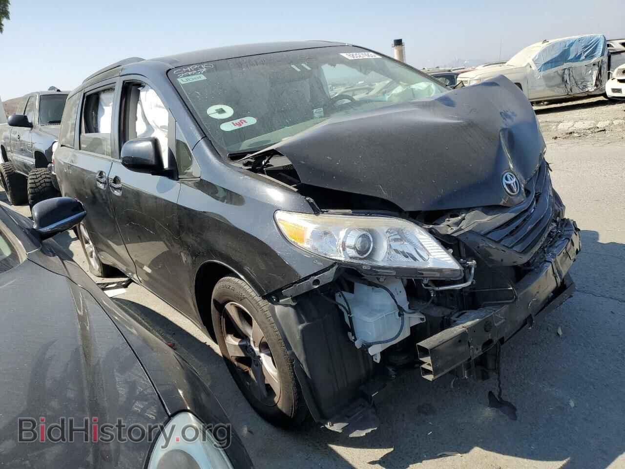 2017 TOYOTA All Models - VIN: 5TDKZ3DC3HS882987 - Фото 4